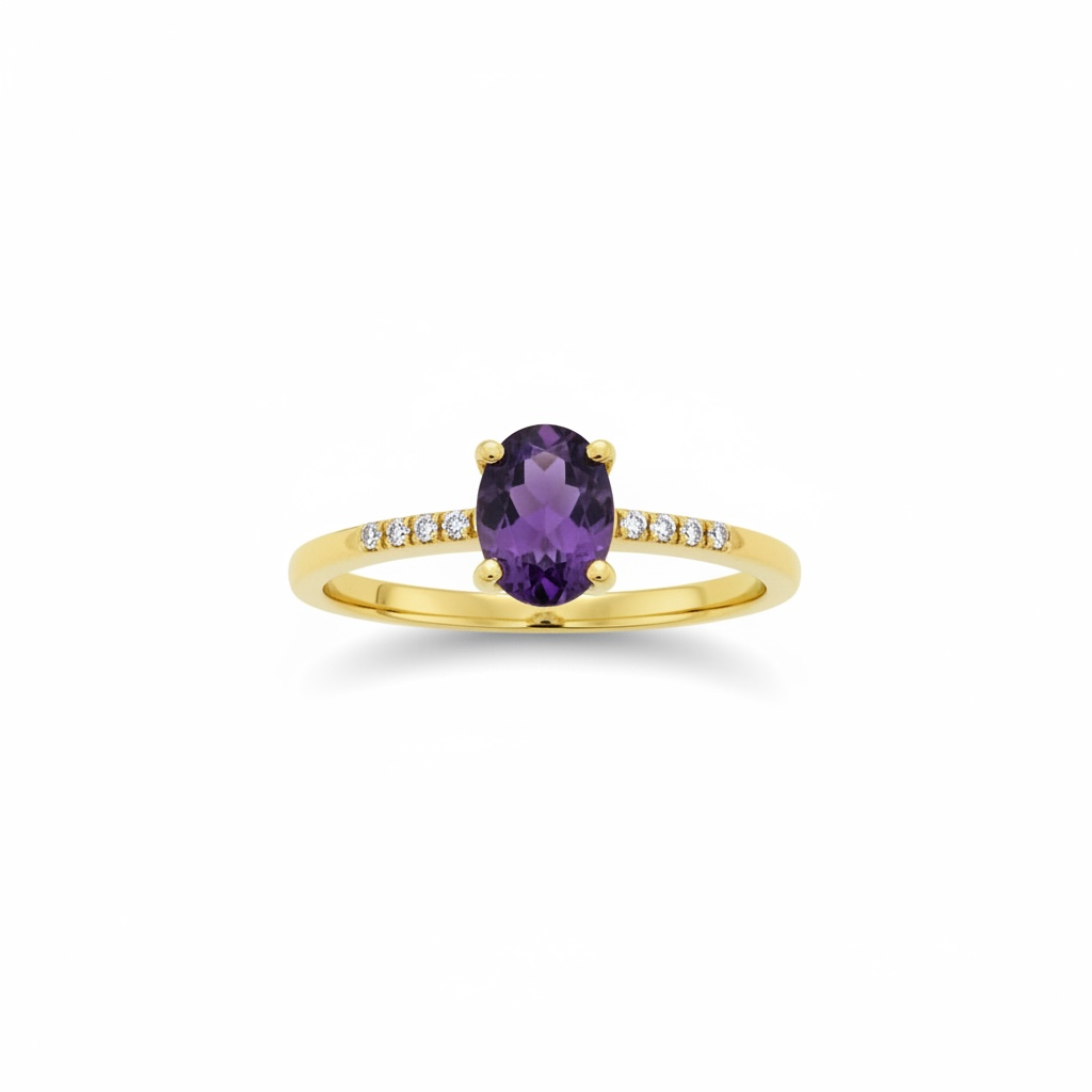 Anillo de amatista oval con diamantes en la banda en oro amarillo 14k