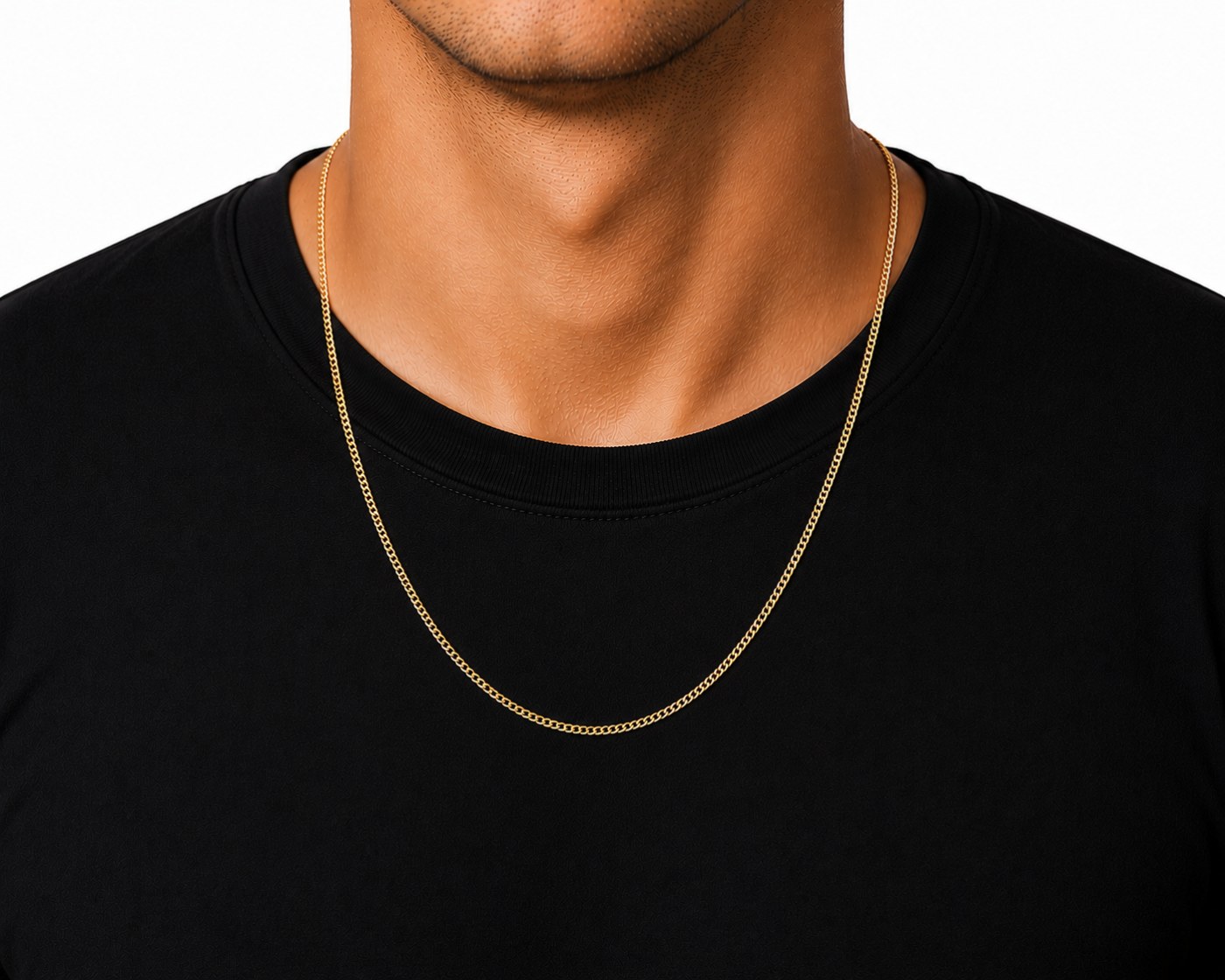 Cadena cubana 2mm puesta en el cuello
